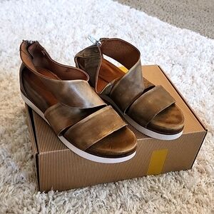 Bussola womens ankle sandal